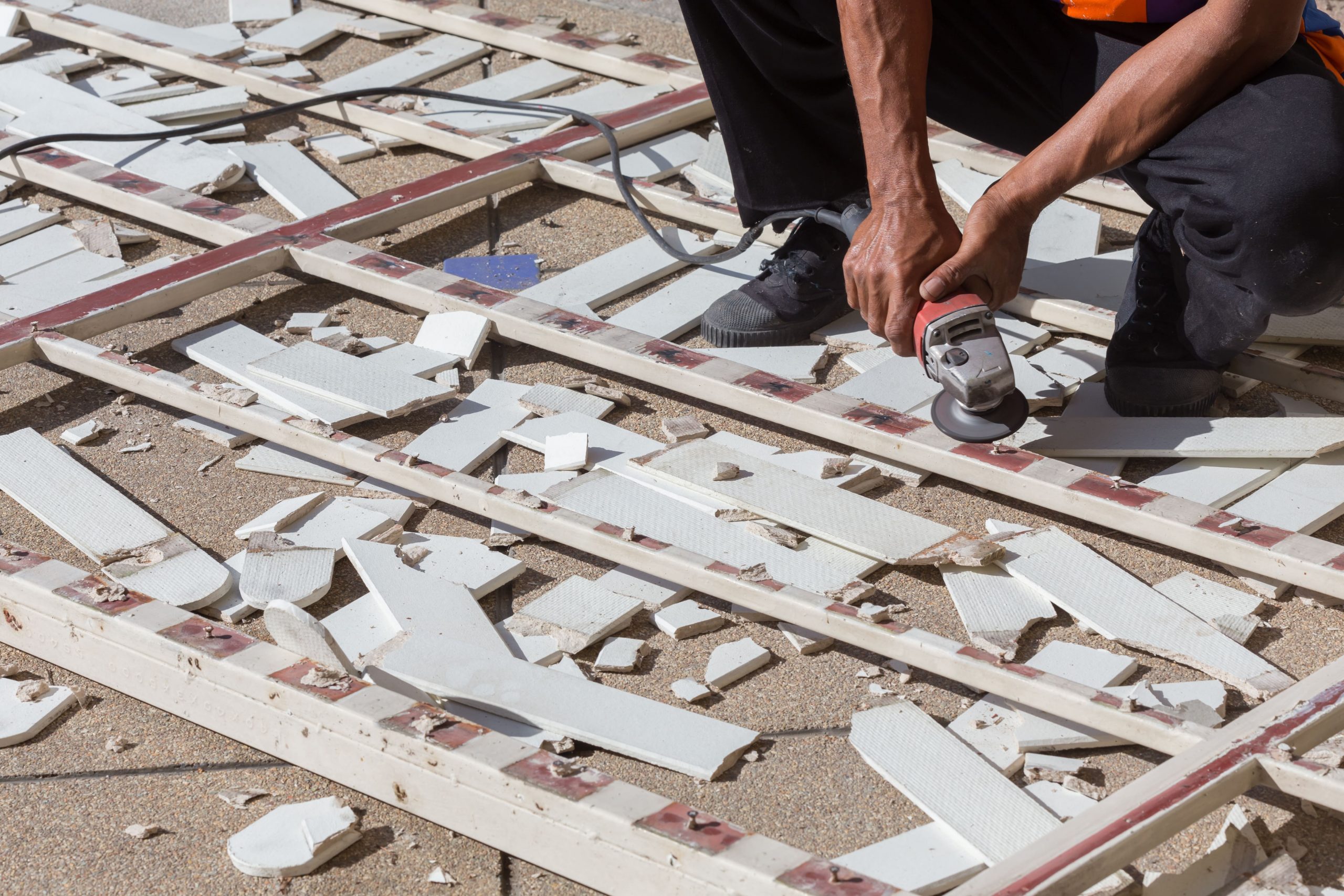 Roofing contractors What you should know about PVC roofing systems in